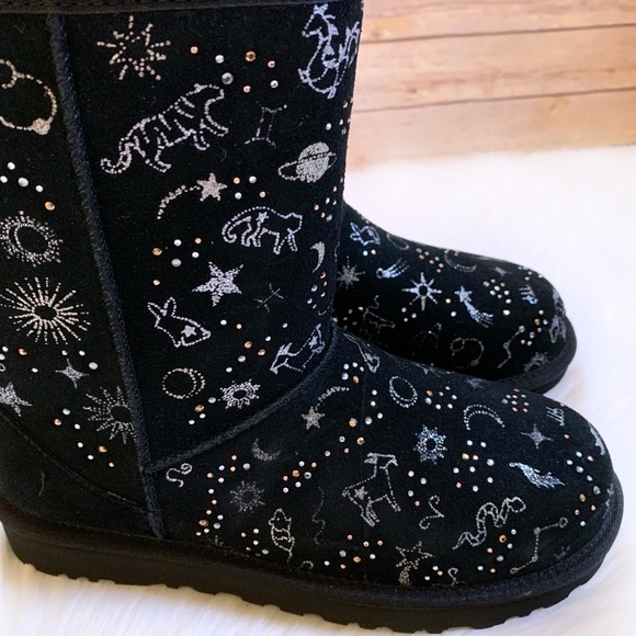 UGG Classic Zodiac Short Black Boots - Picture 5 of 9